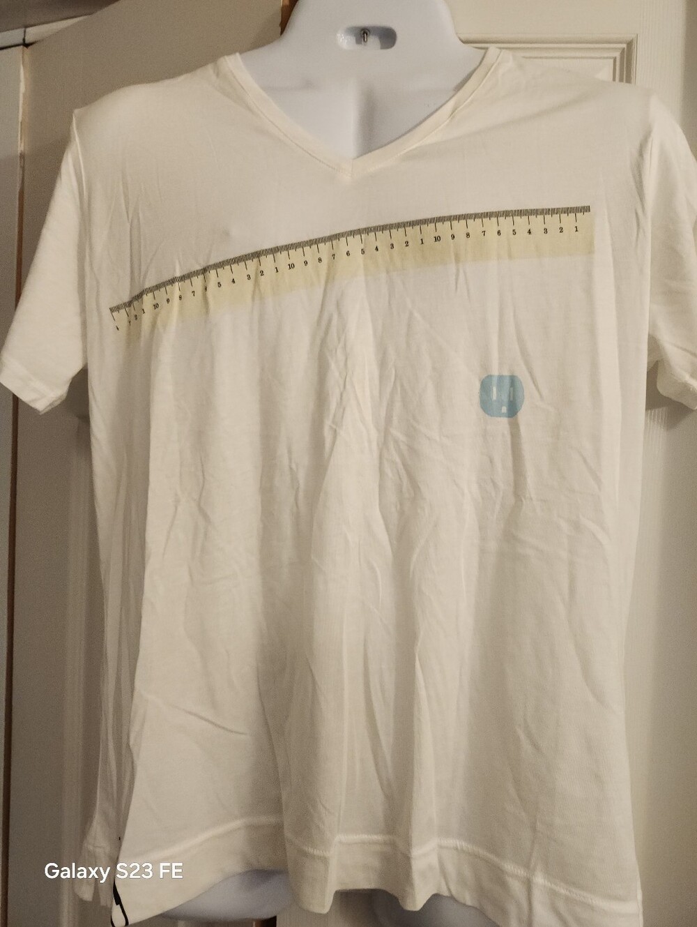 New Mens White Tshirt L